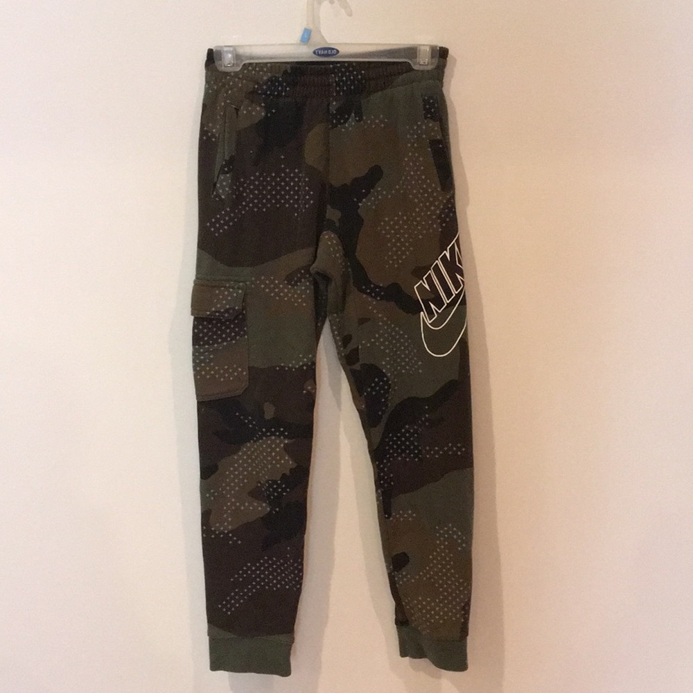 Nike Camo Joggers